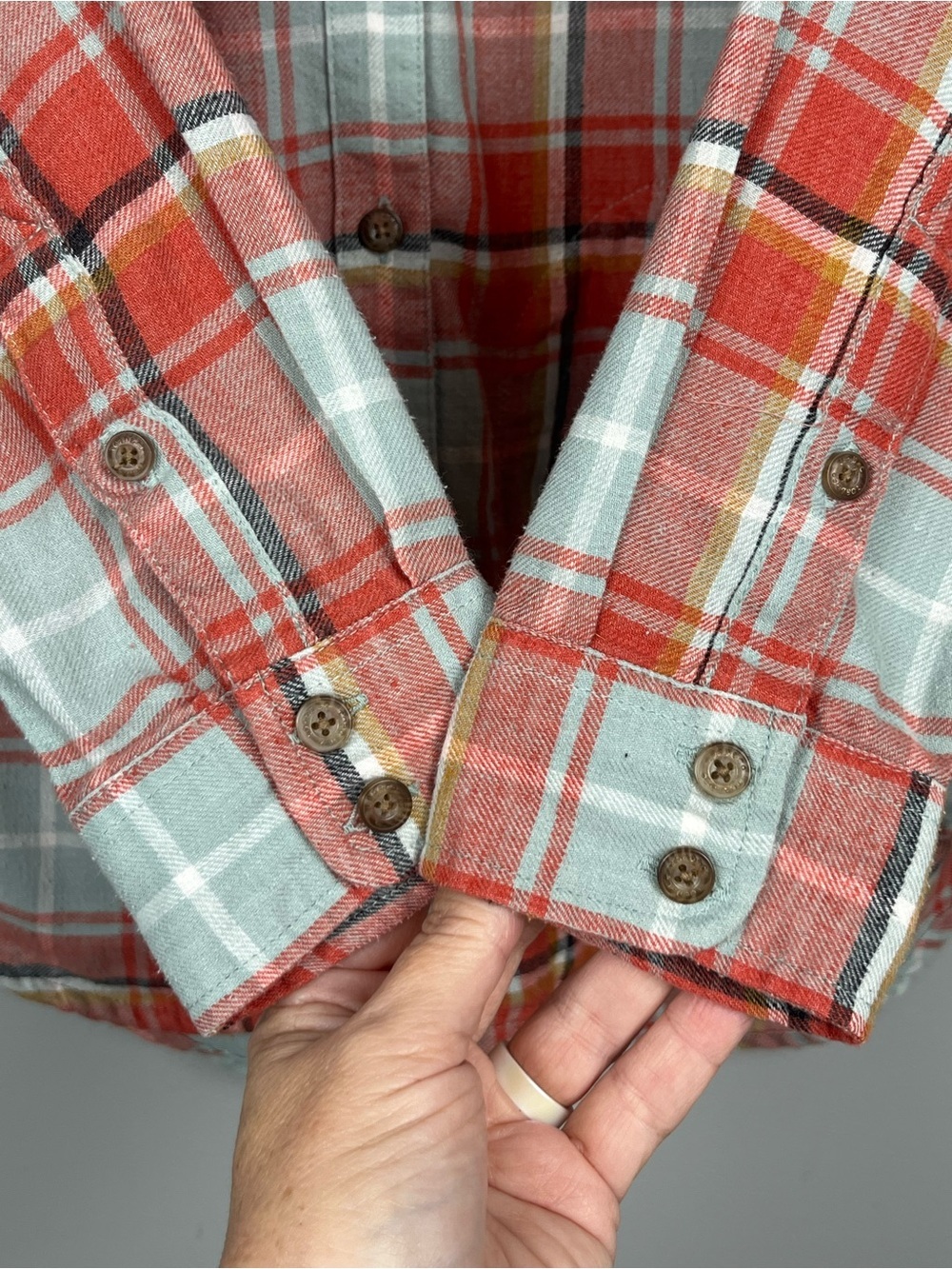 Toad & Co Women’s Cairn Plaid Long Sleeve Tunic Style Shirt, Medium. View 5